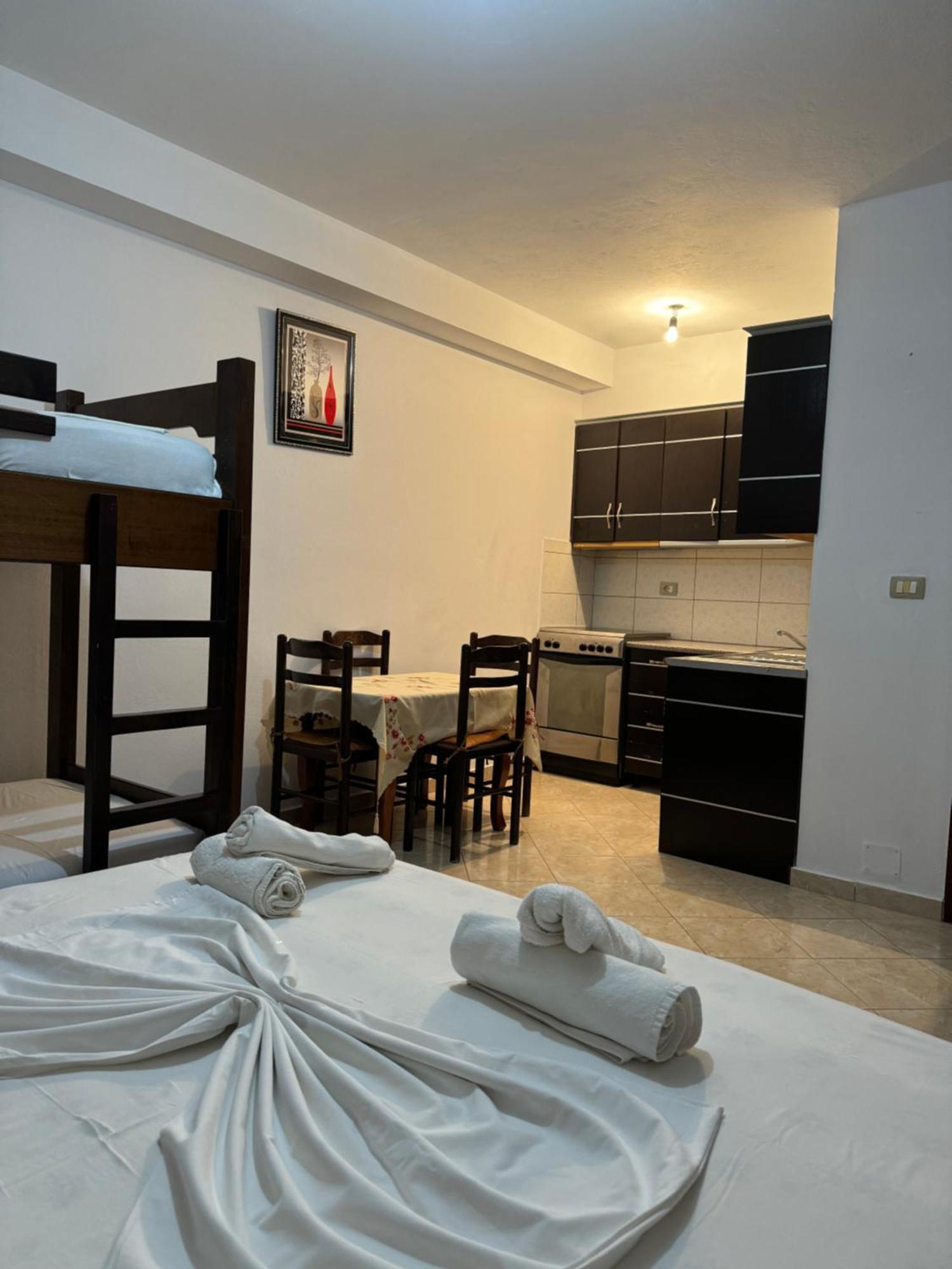Melita Apartments Ksamil Exterior foto